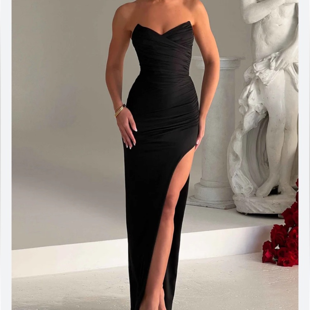 Babyboo Fashion Giovanna Maxi Dress – Size XS